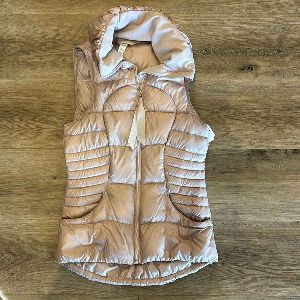 Lululemon puffer vest size 2(xs)